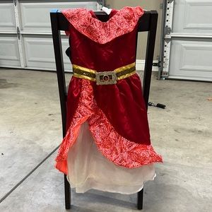 Costume dress